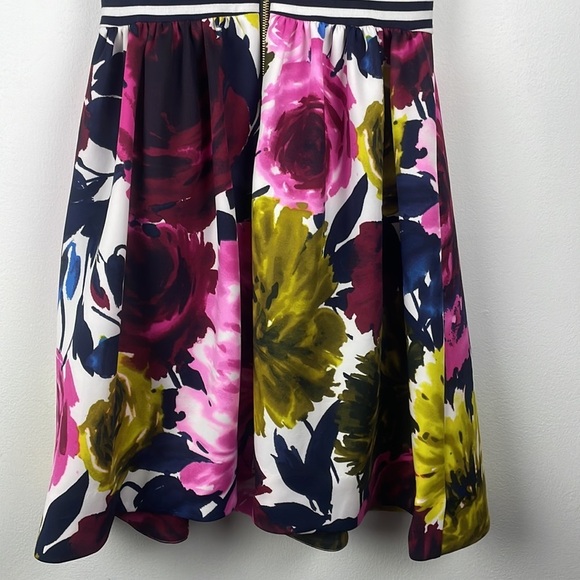 Just…Taylor Navy Striped and Pink Green Floral Gold Zip back Dress Size 4 - Picture 10 of 10